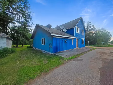 Exterior - 2001 Shilhon Rd, Duluth, MN 55804 photo 3 of 5