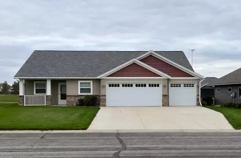 307 14th St N, Cold Spring, MN 56320 photo 3