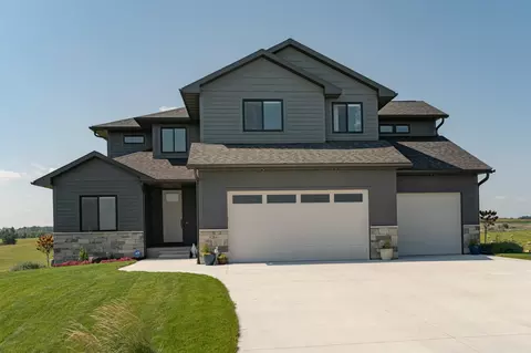 6364 Paint Rd NW, Byron, MN 55920