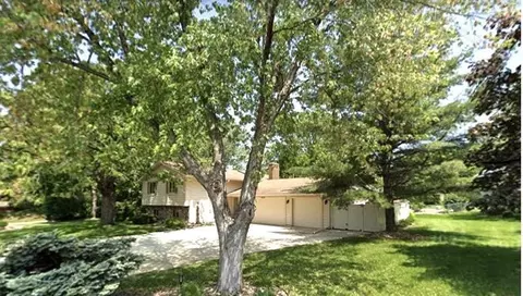 9925 Upper 161st St W, Lakeville, MN 55044