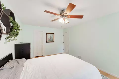 Bedroom - 4681 Ridge Cliff Dr, Eagan, MN 55122 photo 2 of 7