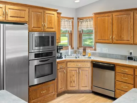 14780 Shields Lake Trl, Faribault, MN 55021 photo 24