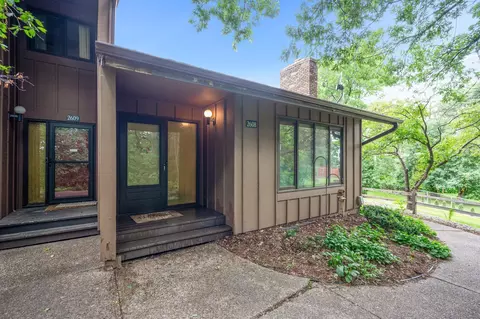 2608 Sumac Rdg, White Bear Lake, MN 55110
