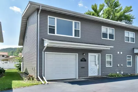 1402 Mcnally Dr, Winona, MN 55987
