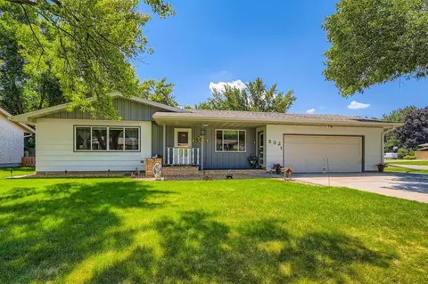 532 5 12 St NW, Elk River, MN 55330