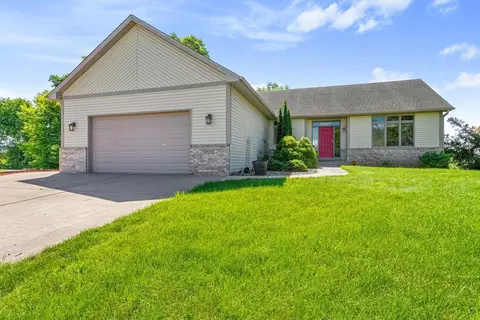 9130 Harpers Ct NE, Blaine, MN 55449