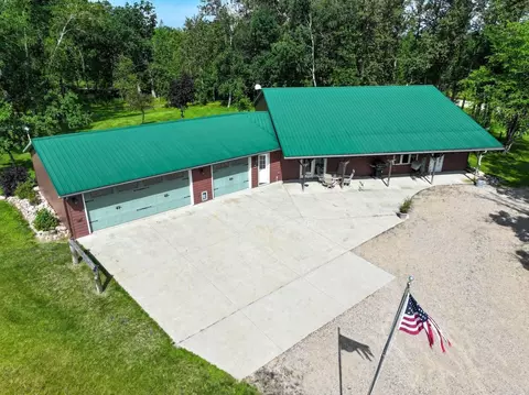 14100 Iris Rd NE, Eagle Bend, MN 56446 photo 2