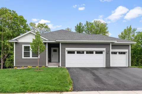692 Aspen Ln, Montrose, MN 55363