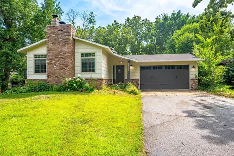 1108 W River St, Monticello, MN 55362