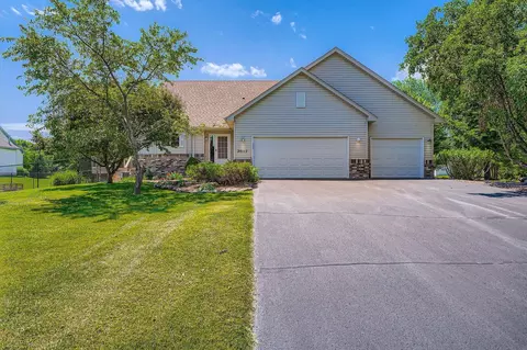 20117 Carlisle Ct, Farmington, MN 55024