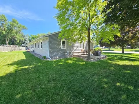 460 S 3rd St, Bird Island, MN 55310 photo 24