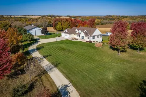 35337 County 24 Blvd, Cannon Falls, MN 55009