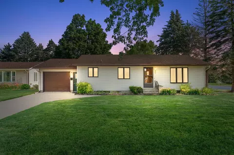 401 W Douglas St, Arlington, MN 55307