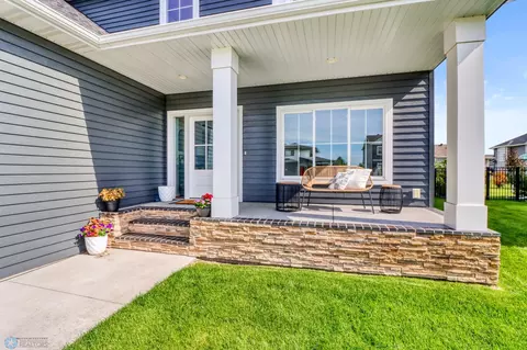 Exterior - 6176 Marigold Loop S, Fargo, ND 58104 photo 4 of 9