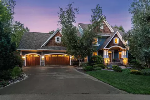 715 Liberty Ct, Stillwater, MN 55082
