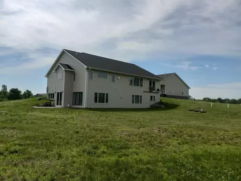 1438 129th St, New Richmond, WI 54017