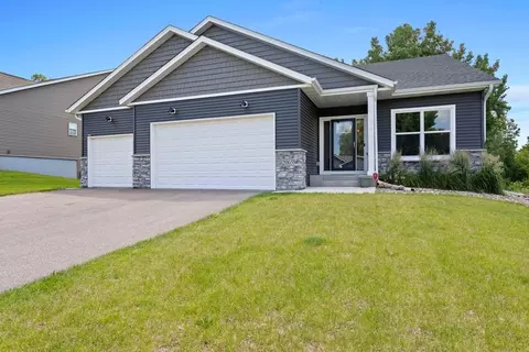 2065 Pleasant Dr, Prescott, WI 54021