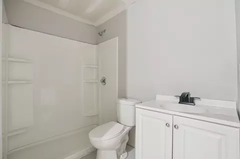 Bath - 630 Willow St, Baldwin, WI 54002 photo 2 of 2