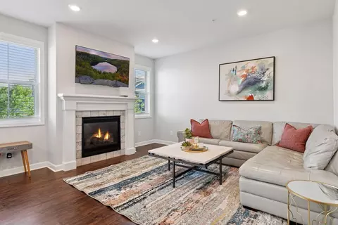 4297 Corn Silk Ln, Woodbury, MN 55129