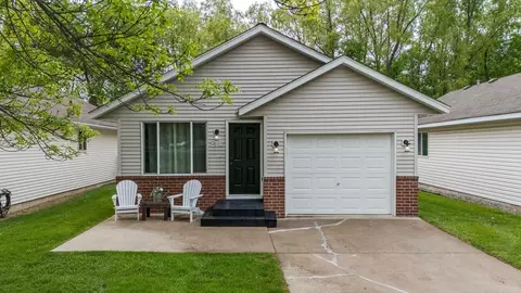 412 Lady Slipper Ave NE, New Prague, MN 56071