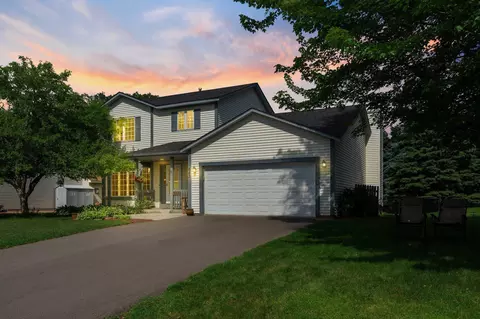 643 Eagle Ridge Rd, Woodbury, MN 55125