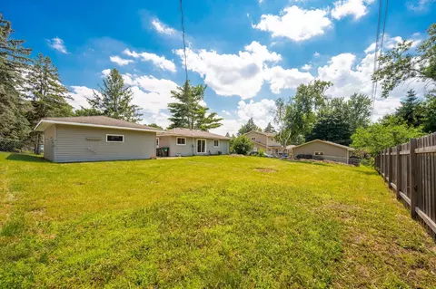 Exterior - 4017 Mica Trl, Eagan, MN 55122 photo 4 of 4