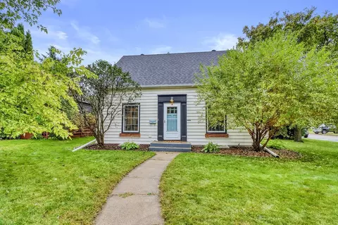 619 W Alcott Ave, Fergus Falls, MN 56537