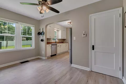 Entry Way - 2604 Clearwater Rd, Saint Cloud, MN 56301 photo 1 of 2