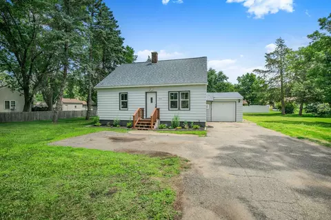 Exterior - 2604 Clearwater Rd, Saint Cloud, MN 56301 photo 3 of 6