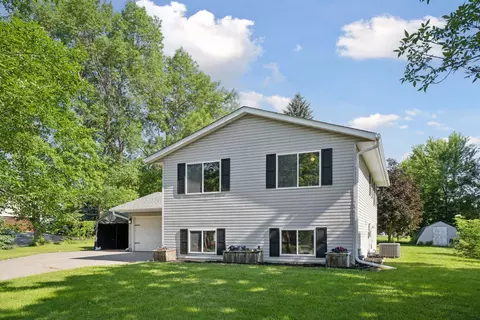 401 Sigrid Dr, Buffalo, MN 55313 photo 2