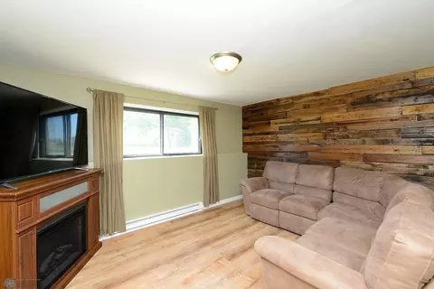Living - 611 3rd St, Mapleton, ND 58059 photo 4 of 7