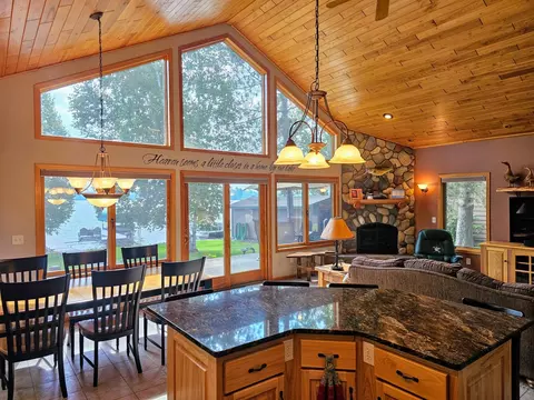 6678 Bergstrom Rd, Duluth, MN 55803 photo 5