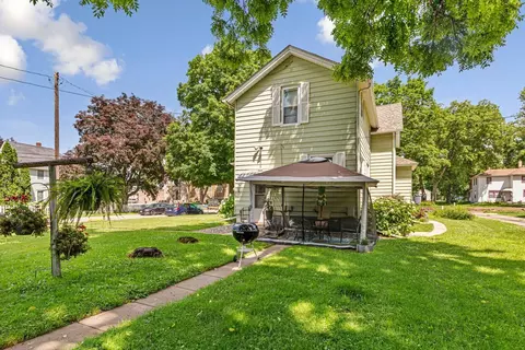 204 3rd Ave SW, Faribault, MN 55021 photo 5