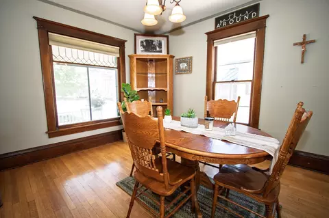 Dining - 515 3rd St W, Northfield, MN 55057 photo 2 of 4