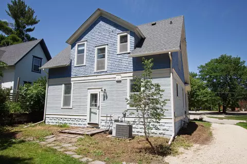 Exterior - 515 3rd St W, Northfield, MN 55057 photo 6 of 9