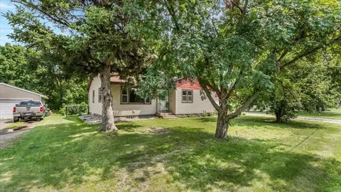 167 Poplar Ave N, Annandale, MN 55302