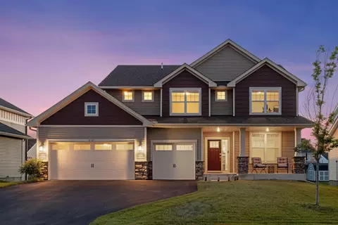 7307 Geneva Ct, Lino Lakes, MN 55038