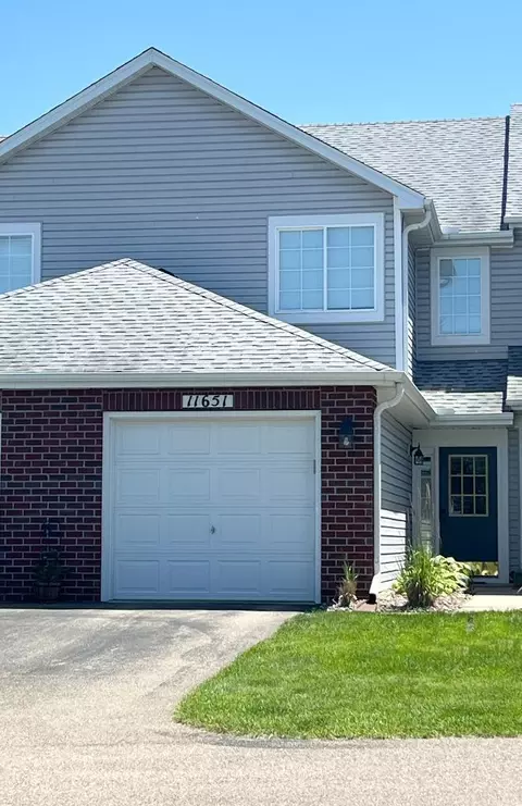 11651 Horizon Dr #406, Burnsville, MN 55337