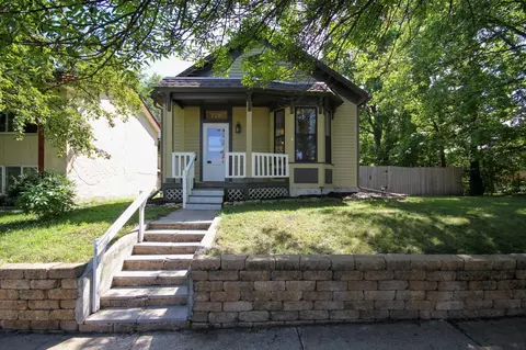 718 Watson Ave, Saint Paul, MN 55102