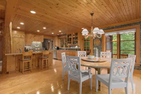 Dining - 13315 Aurora Dr, Ely, MN 55731 photo 3 of 5