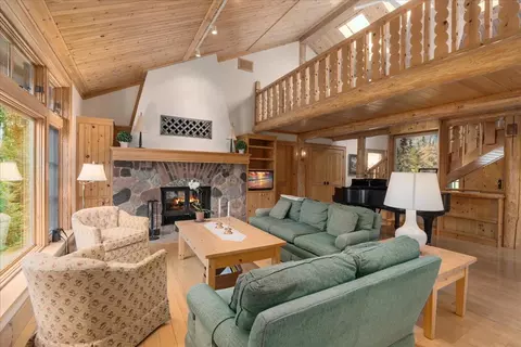 Living - 13315 Aurora Dr, Ely, MN 55731 photo 3 of 6
