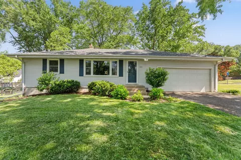 1111 Edgewater Ave, Arden Hills, MN 55112