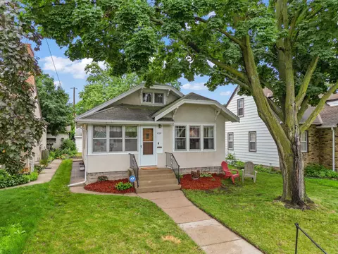 4334 Thomas Ave N, Minneapolis, MN 55412