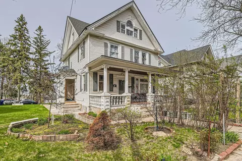 271 Prescott St, Saint Paul, MN 55107