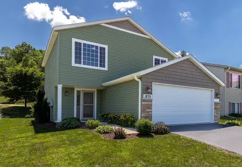 1870 Morning Glory Dr, River Falls, WI 54022
