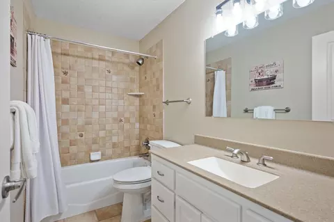 Bath - 6998 Kenmare Dr, Bloomington, MN 55438 photo 8 of 8