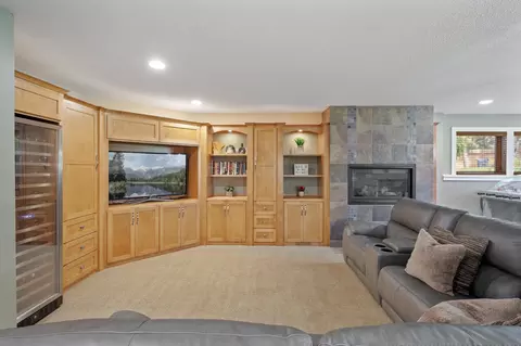Living - 6998 Kenmare Dr, Bloomington, MN 55438 photo 7 of 8
