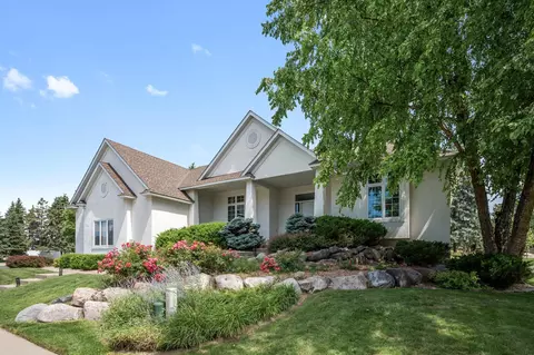 Exterior - 6998 Kenmare Dr, Bloomington, MN 55438 photo 13 of 15