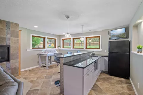 Kitchen - 6998 Kenmare Dr, Bloomington, MN 55438 photo 9 of 9