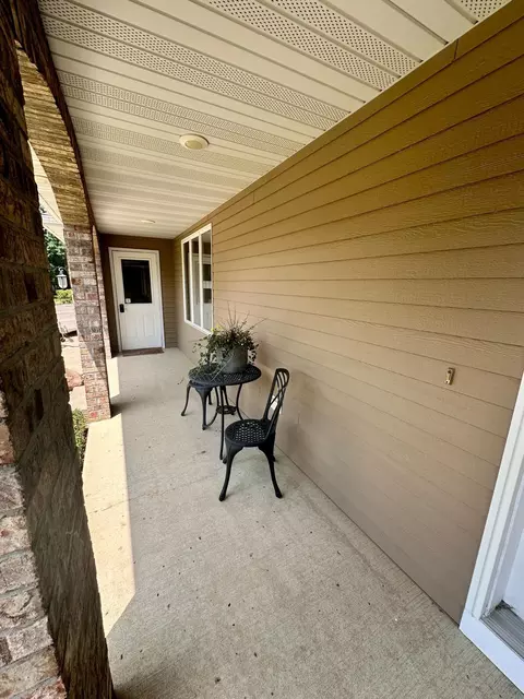 Exterior - 1201 Morningside Cir, Marshall, MN 56258 photo 3 of 3
